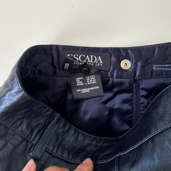 ESCADA Metallic Navy "Lederrock" Leather High Waisted Skirt, Size 36 - Picture 2 of 6